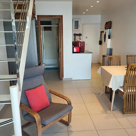 Un Balcon Sur La - Duplex 60 M2 - à L'étage - Pieds Dans L'eau - Accès Sans Route à Traverser