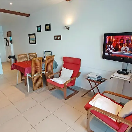 Apartment Un Balcon Sur La Mer: Beachfront Duplex With Direct Access Porticcio (Corsica)