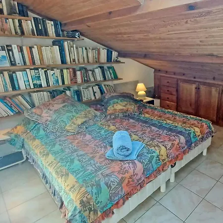 Un Balcon Sur La - Duplex 60 M2 - A L'etage - Pieds Dans L'eau - Acces Sans Route A Traverser