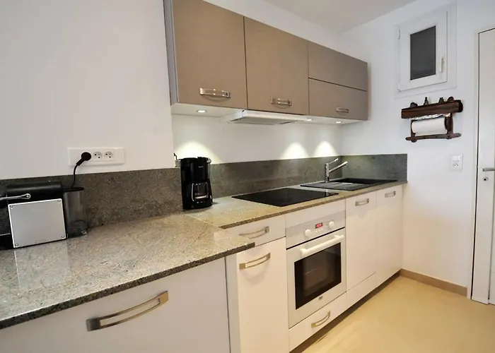 Un Balcon Sur La - Duplex 60 M2 - A L'etage - Pieds Dans L'eau - Acces Sans Route A Traverser * Porticcio (Corsica)