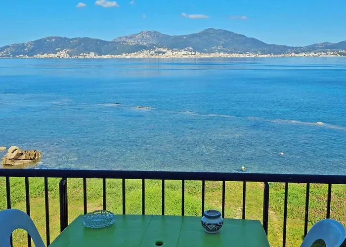 Un Balcon Sur La - Duplex 60 M2 - A L'etage - Pieds Dans L'eau - Acces Sans Route A Traverser Lägenhet Porticcio (Corsica)
