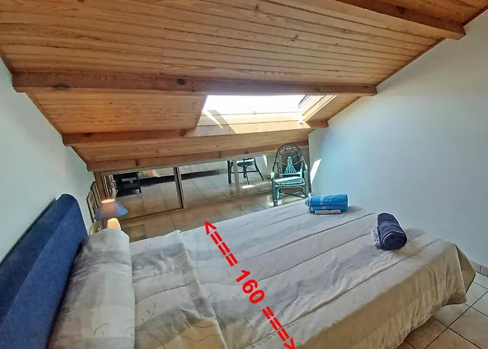 Un Balcon Sur La - Duplex 60 M2 - A L'etage - Pieds Dans L'eau - Acces Sans Route A Traverser Lägenhet