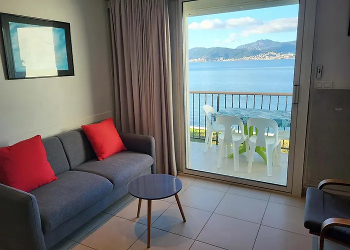 Lägenhet Un Balcon Sur La - Duplex 60 M2 - A L'etage - Pieds Dans L'eau - Acces Sans Route A Traverser Porticcio (Corsica)