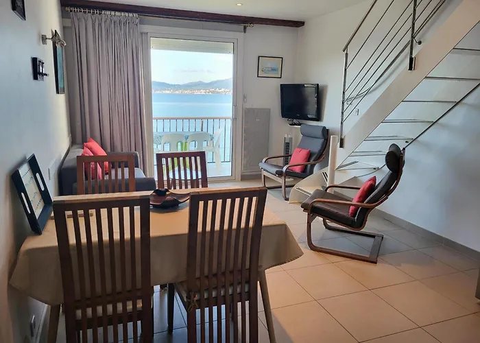 Lägenhet Un Balcon Sur La - Duplex 60 M2 - A L'etage - Pieds Dans L'eau - Acces Sans Route A Traverser